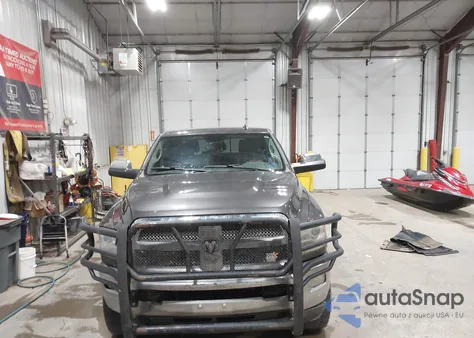 2015 Ram 2500 Longhorn z USA, uszkodzony, nr VIN 3C6UR5PLXFG695409